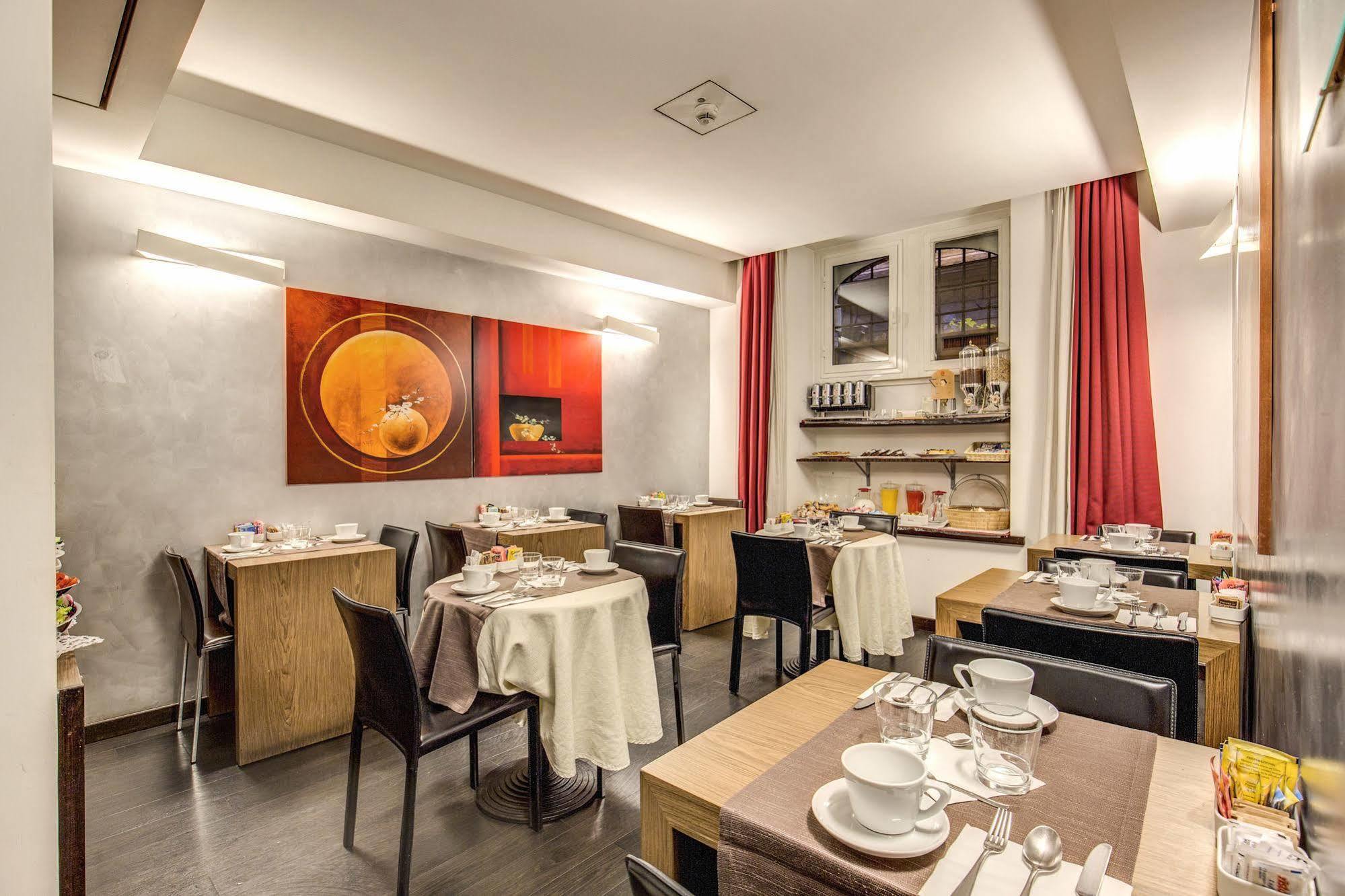 Hotel Rinascimento - Gruppo Trevi Hotels Roma Dış mekan fotoğraf